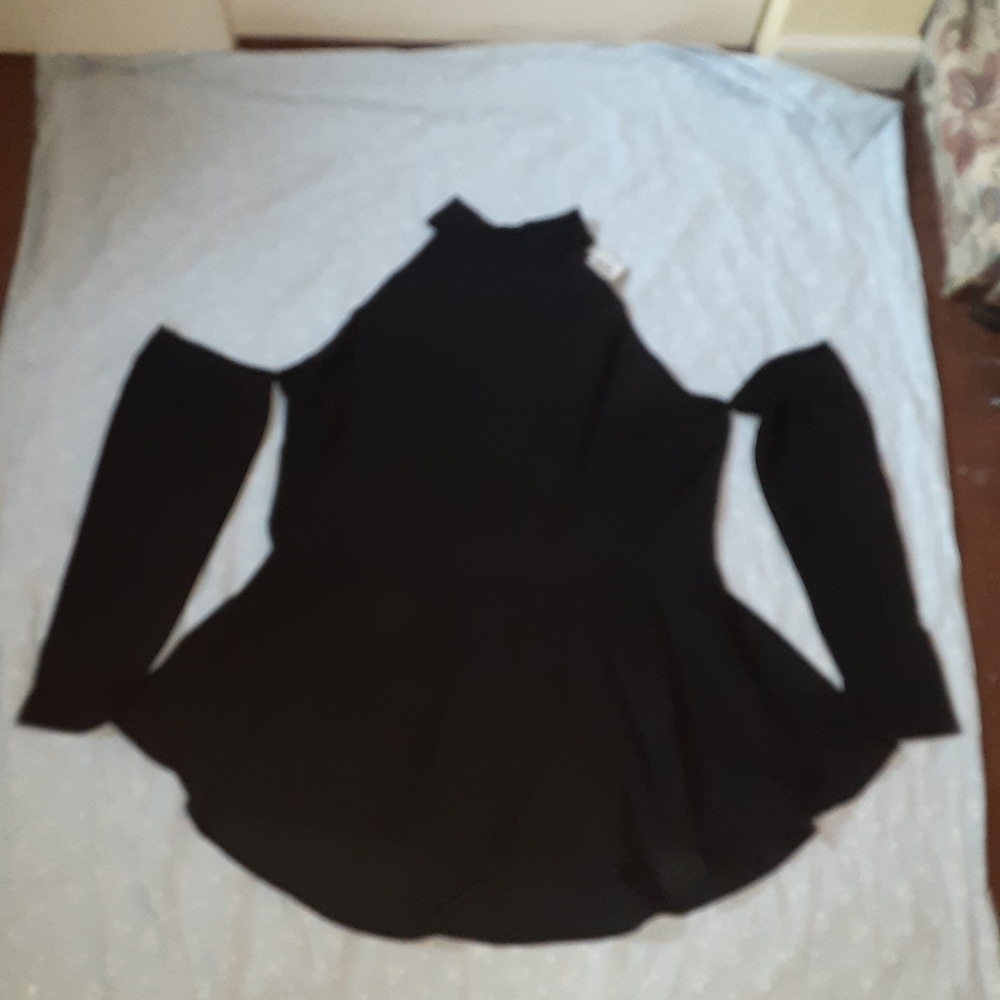 ASHLEY STEWART  BLACK ASYMMETRICAL MINI DRESS, WITH  SLEEVES.  22/24